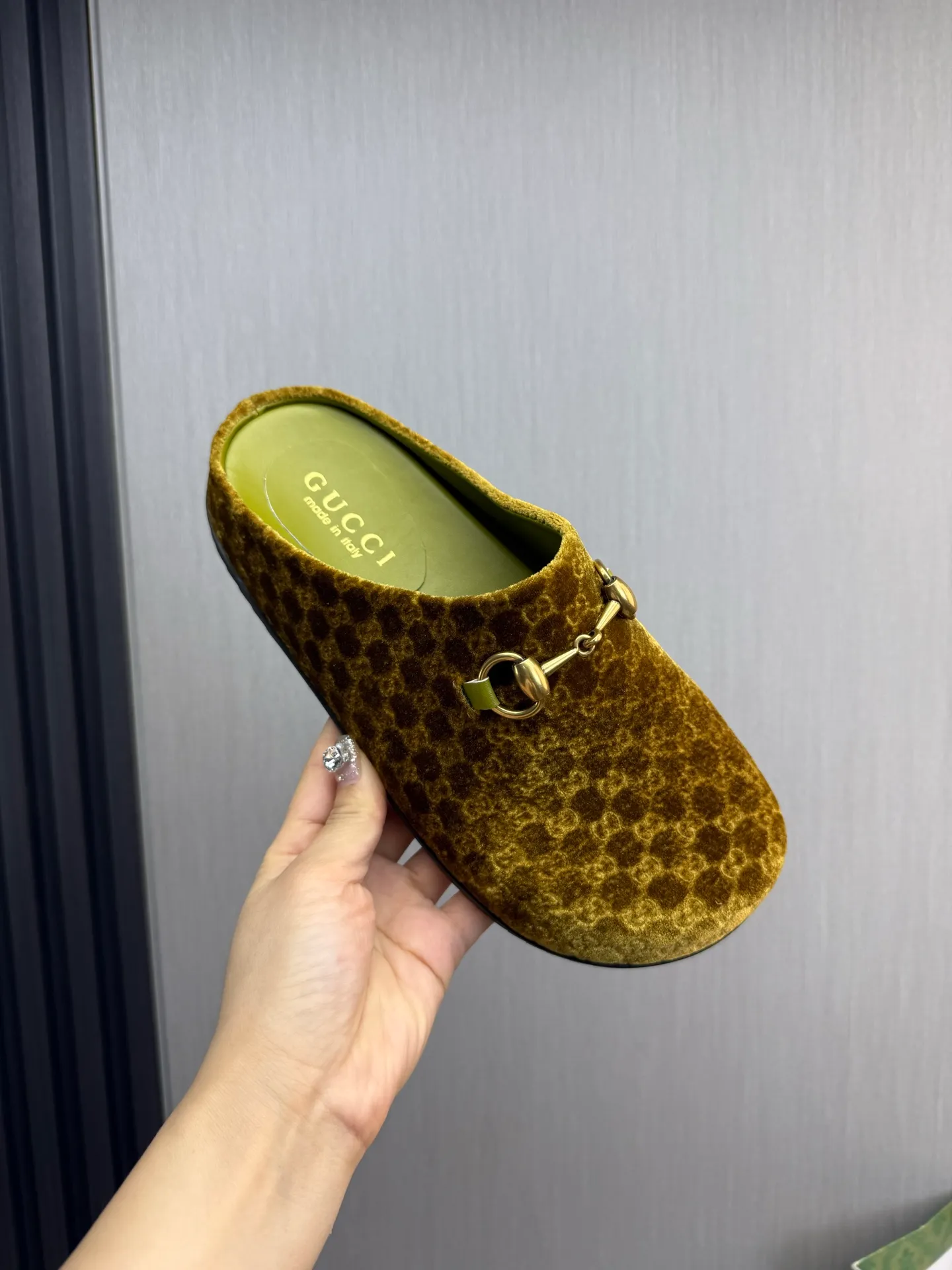 Men's men's shoes💰Pili 420💰Maoli 460💰 ＧＵＣＣＩGucci. Popular couple slippers hot sale🩷💚 🩴Official website one to one production 35-45 size 45 46 🉑️Customized!